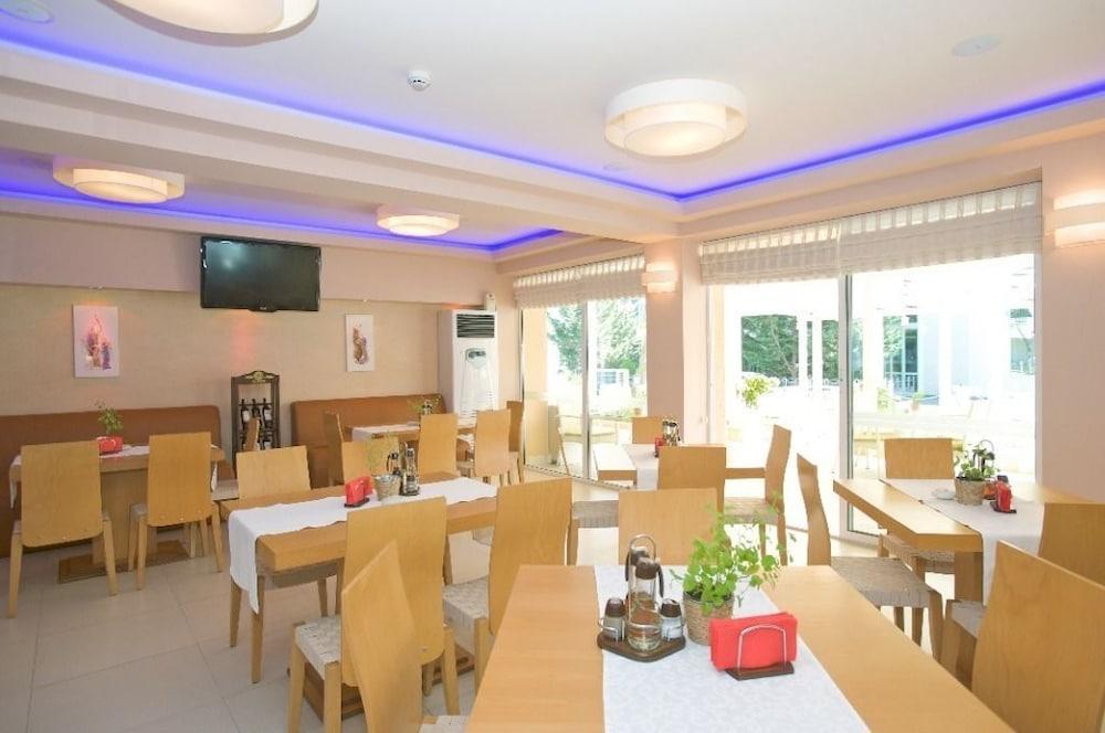 Karlovo Hotel ซันนีบีช ภายนอก รูปภาพ
